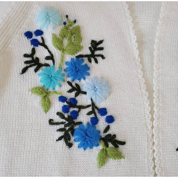 Vtg 60s 70s Sears LG Crewel Embroidered Floral Ivory White Open Front  Cardigan - Picture 2 of 12